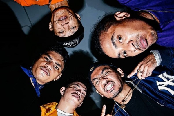 Rekomendasi Lagu Dari Timur Galau